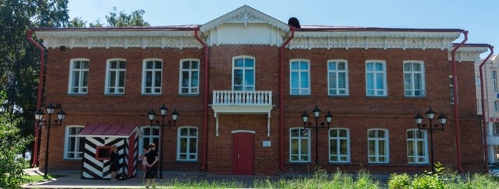 Обская, 4