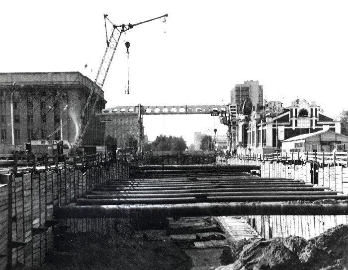 Строительство станции метро Площадь Ленина, 1981 г.