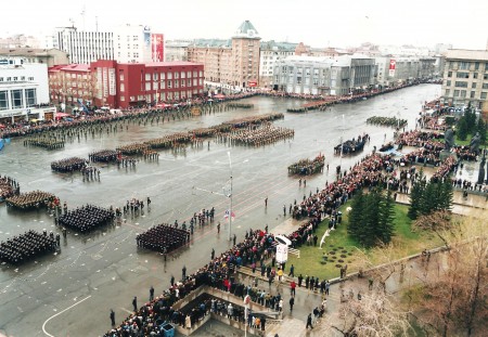 Фотография «Новосибирск. Парад на площади Ленина»